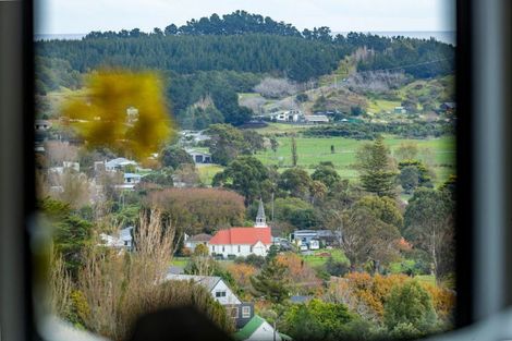 Photo of property in 24 Tower Crescent, Durie Hill, Whanganui, 4500