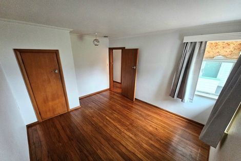 Photo of property in 19 Oxford Street, Martinborough, 5711