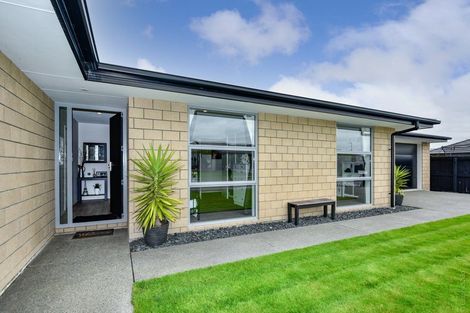 Photo of property in 8 Chert Street, Rolleston, 7614