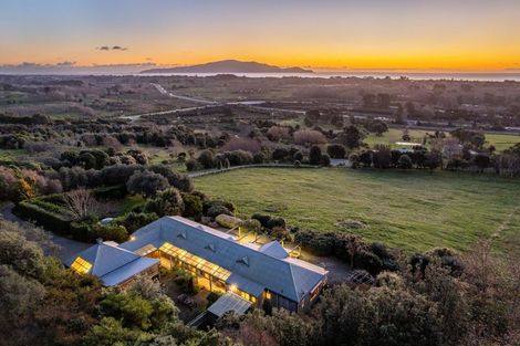 Photo of property in 55 Octavius Road, Peka Peka, Waikanae, 5391
