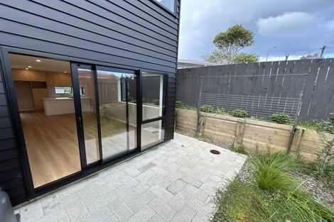 Photo of property in 11 Whati Lane, Henderson, Auckland, 0612