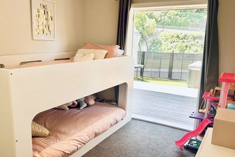 Photo of property in 73 Faraday Street, Hospital Hill, Napier, 4110