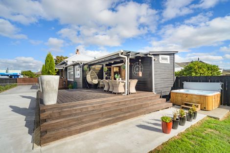 Photo of property in 97 Featherston Street, Takaro, Palmerston North, 4412