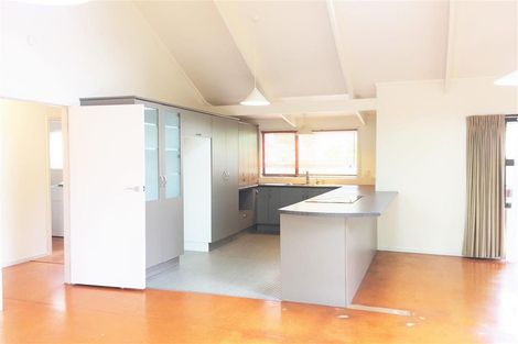 Photo of property in 24 Kereru Street, Henderson, Auckland, 0612