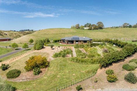 Photo of property in 22 Penrith Road, Poraiti, Napier, 4182