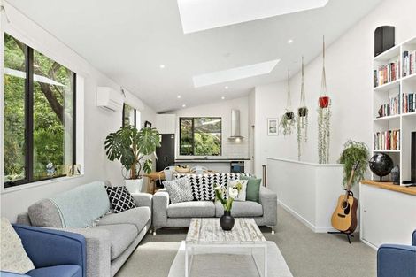 Photo of property in 1/18 Oriental Terrace, Oriental Bay, Wellington, 6011