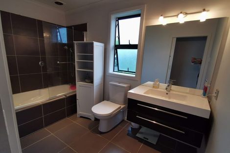 Photo of property in 5 Moeller Street, Taradale, Napier, 4112