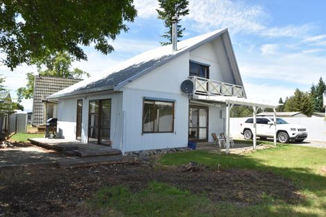 Photo of property in 13 Rata Road, Twizel, 7901