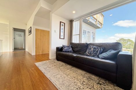 Photo of property in 108 Dyers Pass Road, Cashmere, Christchurch, 8022