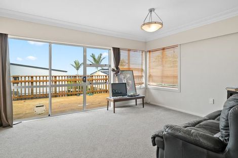 Photo of property in 11 Routly Avenue, Pukekohe, 2120