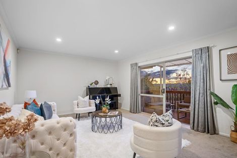 Photo of property in 45 Nimstedt Avenue, Oteha, Auckland, 0632