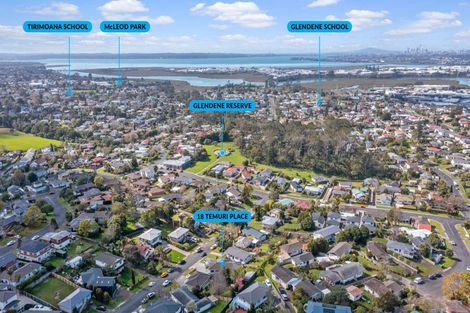 Photo of property in 18 Temuri Place, Glendene, Auckland, 0602