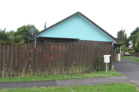 Photo of property in 1/68 Clayburn Road, Glen Eden, Auckland, 0602