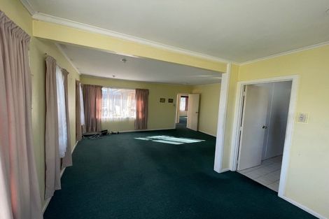 Photo of property in 20 Clayton Road, Manurewa, Auckland, 2102