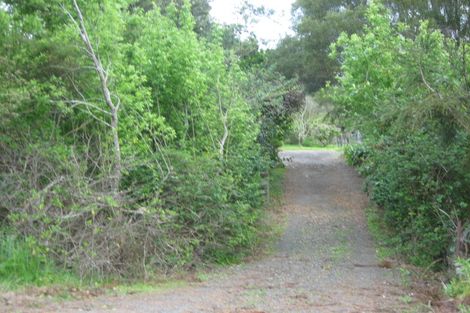 Photo of property in 42 Fork Road, Kumeu, 0891