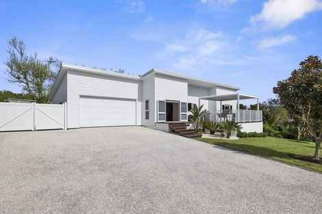 Photo of property in 37 Aratapu Street, Waitara, 4320