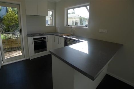 Photo of property in 24 Paewai Road, Glen Eden, Auckland, 0602
