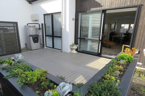 Photo of property in 34 Onekiritea Road, Hobsonville, Auckland, 0616