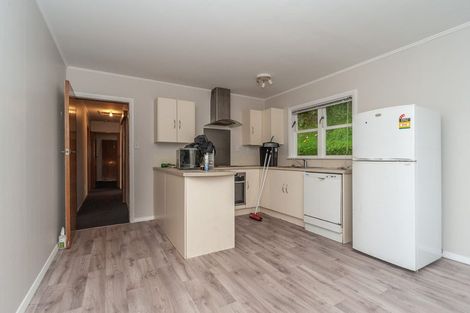 Photo of property in 54 Glenmore Street, Northland, Wellington, 6012