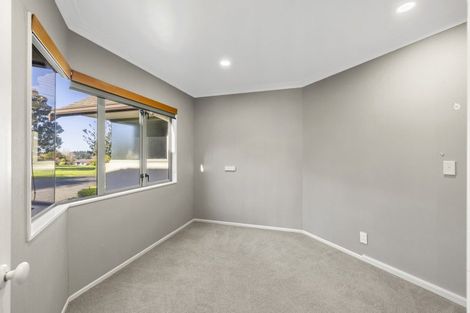 Photo of property in 2 Lawbrooke Lane, Te Awamutu, 3875