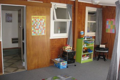 Photo of property in 5 James Street, Dannevirke, 4930