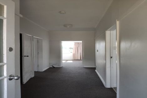 Photo of property in 105 Seatoun Heights Road, Seatoun, Wellington, 6022