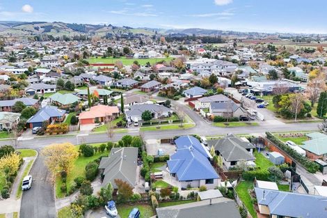 Photo of property in 1 Longfields Road, Brightwater, 7022