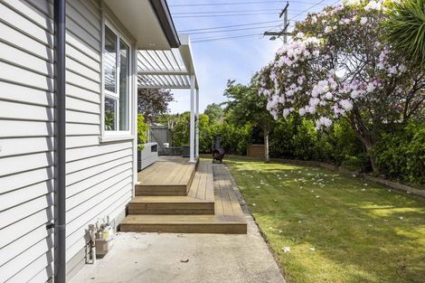 Photo of property in 2 Bideford Street, Brooklands, New Plymouth, 4310