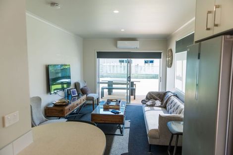 Photo of property in 40 Maunganui Road, Mount Maunganui, 3116