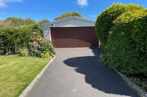 Photo of property in 39 Dunbarton Street, Redwood, Christchurch, 8051