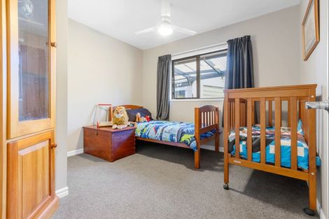 Photo of property in 96r Panorama Drive, Welcome Bay, Tauranga, 3175