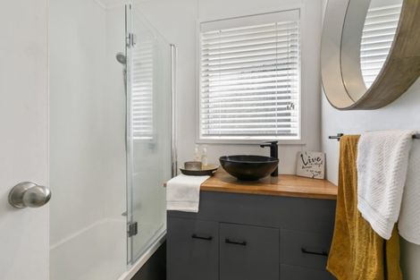 Photo of property in 52 Redcrest Avenue, Red Hill, Papakura, 2110