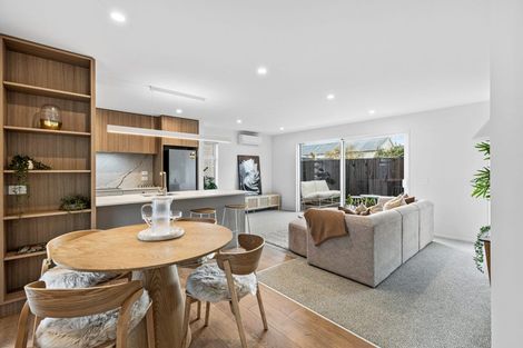 Photo of property in 3/92 Holly Road, St Albans, Christchurch, 8014