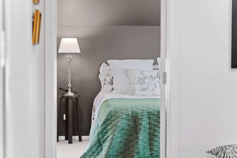 Photo of property in 17b Jellicoe Street, Greytown, 5712