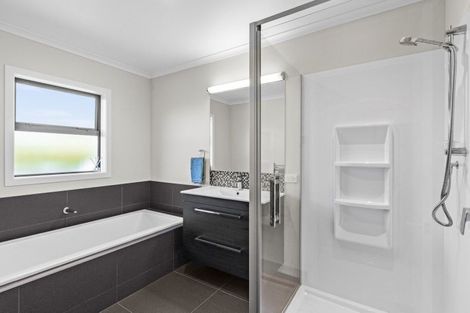 Photo of property in 22 Penrith Road, Poraiti, Napier, 4182