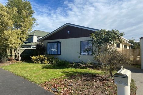 Photo of property in 27 Wiremu Street, Redwood, Christchurch, 8051