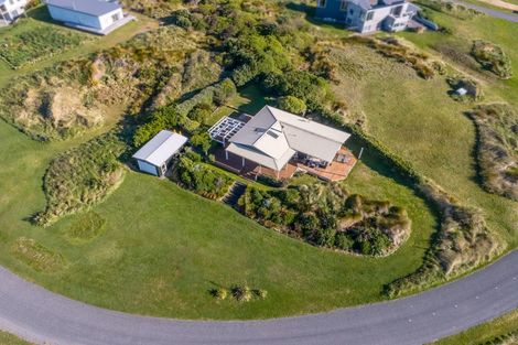 Photo of property in 6 Beach Road, Flat Point, Masterton, 5883