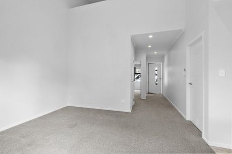 Photo of property in 27u2 Seddon Road, Frankton, Hamilton, 3204