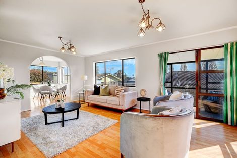 Photo of property in 2/14 Chip Grove, Sunnyhills, Auckland, 2010