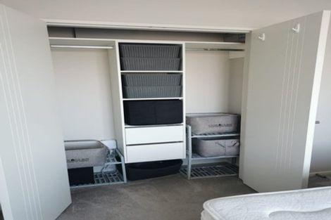 Photo of property in 4/30 West Coast Road, Glen Eden, Auckland, 0602