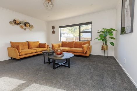 Photo of property in 46 Rochdale Drive, Churton Park, Wellington, 6037