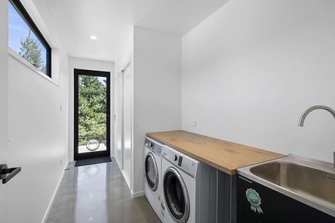 Photo of property in 1640 Mangorei Road, Mangorei, New Plymouth, 4371