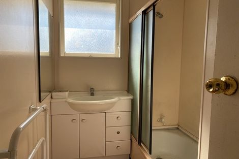 Photo of property in 2 Imrie Avenue, Mangere, Auckland, 2022