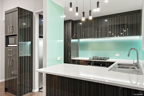 Photo of property in 64 Old Wairoa Road, Papakura, 2110