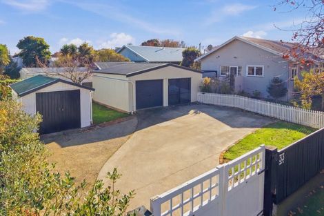 Photo of property in 33 Grey Street, College Estate, Whanganui, 4500