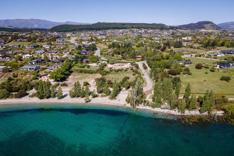 Photo of property in 333 Beacon Point Road, Wanaka, 9305