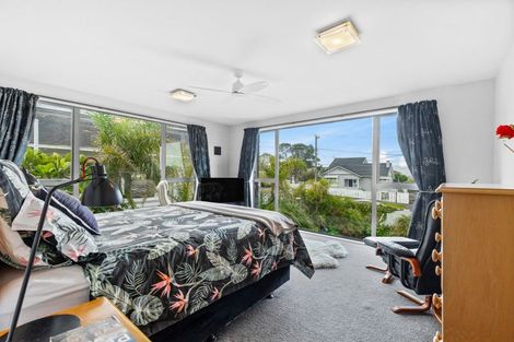Photo of property in 7 Merani Street, Narrow Neck, Auckland, 0622