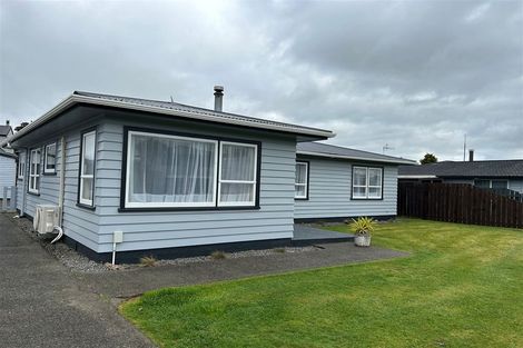 Photo of property in 72 Kennedy Drive, Levin, 5510