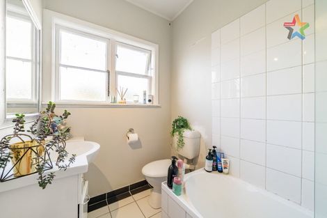 Photo of property in 38 Hall Crescent, Epuni, Lower Hutt, 5011