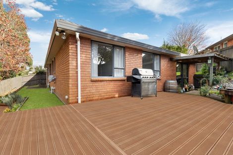 Photo of property in 30 Les Marston Place, Pukekohe, 2120